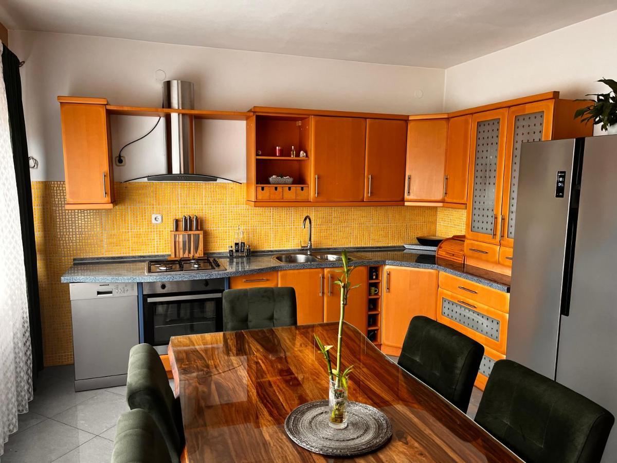 Apartments Magdalena Bibinje Eksteriør bilde